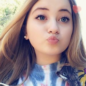 Meet your Posher, Caley